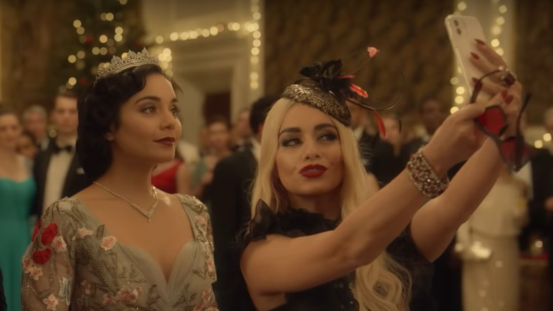 Vanessa Hudgens por partida doble en '(Re)cambio de princesa'