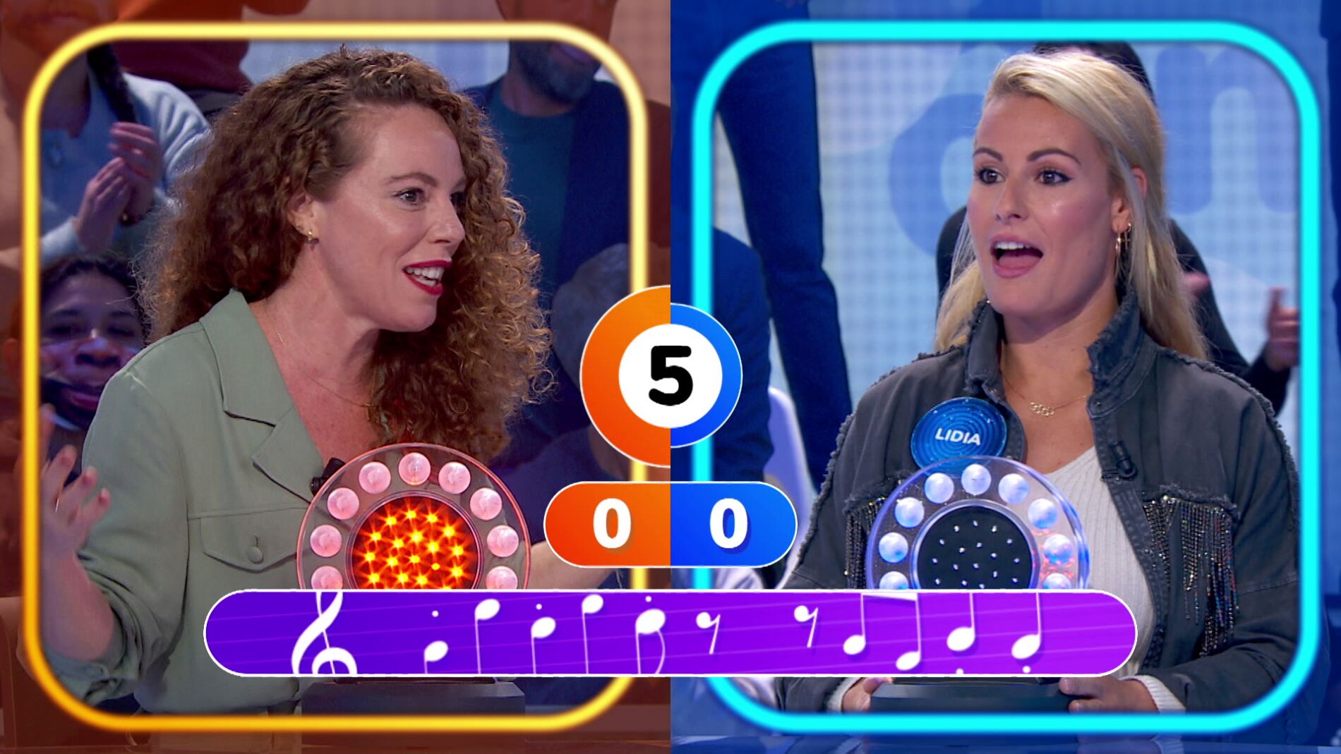 &iexcl;Detr&aacute;s de las c&aacute;maras! Roberto Leal cuenta c&oacute;mo han preparado Silvia Marty y Lydia Valent&iacute;n sus voces para &lsquo;La Pista&rsquo;