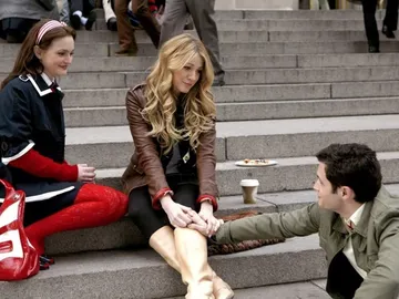 Blair, Serena y Dan en 'Gossip Girl' Blair, Serena y Dan en 'Gossip Girl'