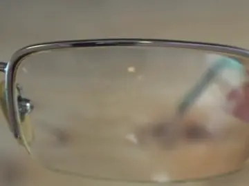 Tips para cuidar tus gafas y evitar que se rayen, rompan o se empañen Tips para cuidar tus gafas y evitar que se rayen, rompan o se empañen