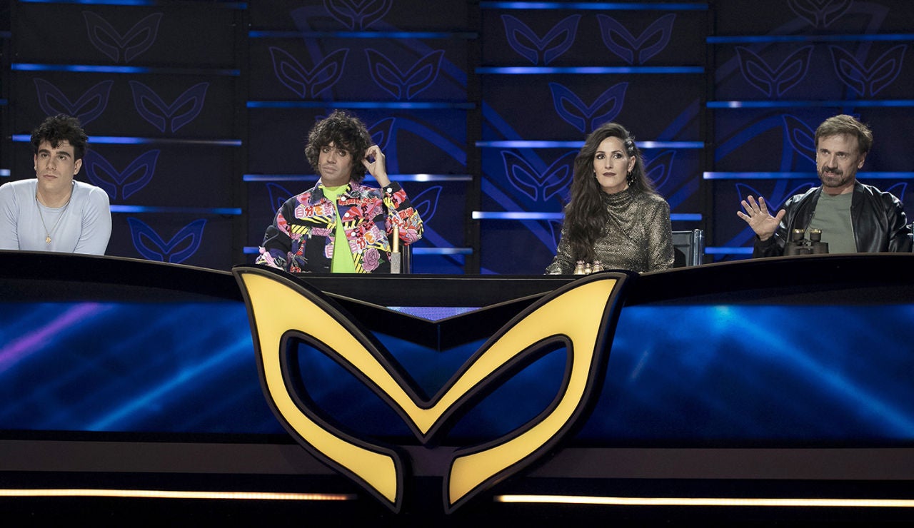 La enorme confusi&oacute;n de los investigadores de 'Mask Singer' con la identidad de El Caniche: "Es el amor de mi vida"