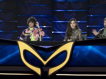 La enorme confusión de los investigadores de 'Mask Singer' con la identidad de El Caniche: "Es el amor de mi vida" La enorme confusión de los investigadores de 'Mask Singer' con la identidad de El Caniche: "Es el amor de mi vida"