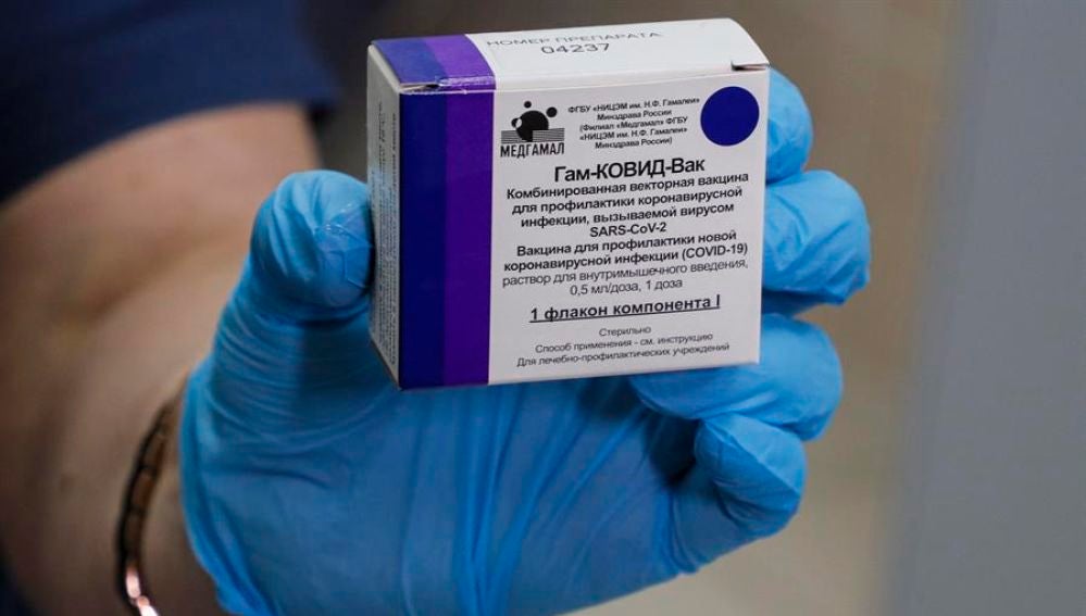La vacuna rusa, Spuntik V, contra el coronavirus tiene una eficacia del 92% 