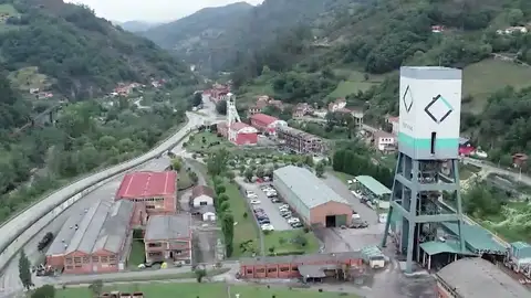 Proponen almacenar la vacuna contra el coronavirus de Pfizer en pozos mineros de Asturias Proponen almacenar la vacuna contra el coronavirus de Pfizer en pozos mineros de Asturias