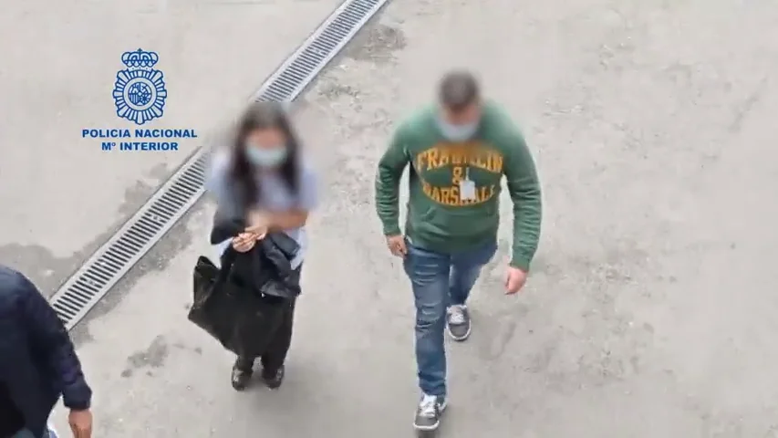 Una taquillera de RENFE y un joven de Mil&aacute;n entre los 99 grafiteros detenidos por da&ntilde;os a vagones de metro y tren en Barcelona
