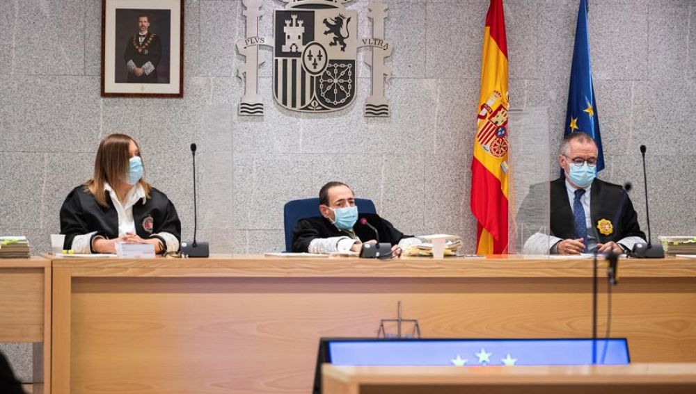 Las reprimendas del juez Guevara a los letrados del juicio por los atentados de Cataluña