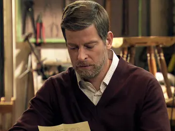 Marcelino descubre por casualidad una carta de Marisol Marcelino descubre por casualidad una carta de Marisol