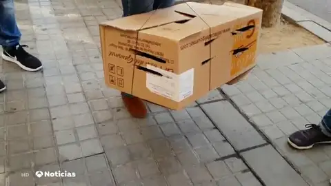 Desarticulan una banda que decapitaba cabritos y gallinas semanalmente para rituales de santería en Badalona Desarticulan una banda que decapitaba cabritos y gallinas semanalmente para rituales de santería en Badalona