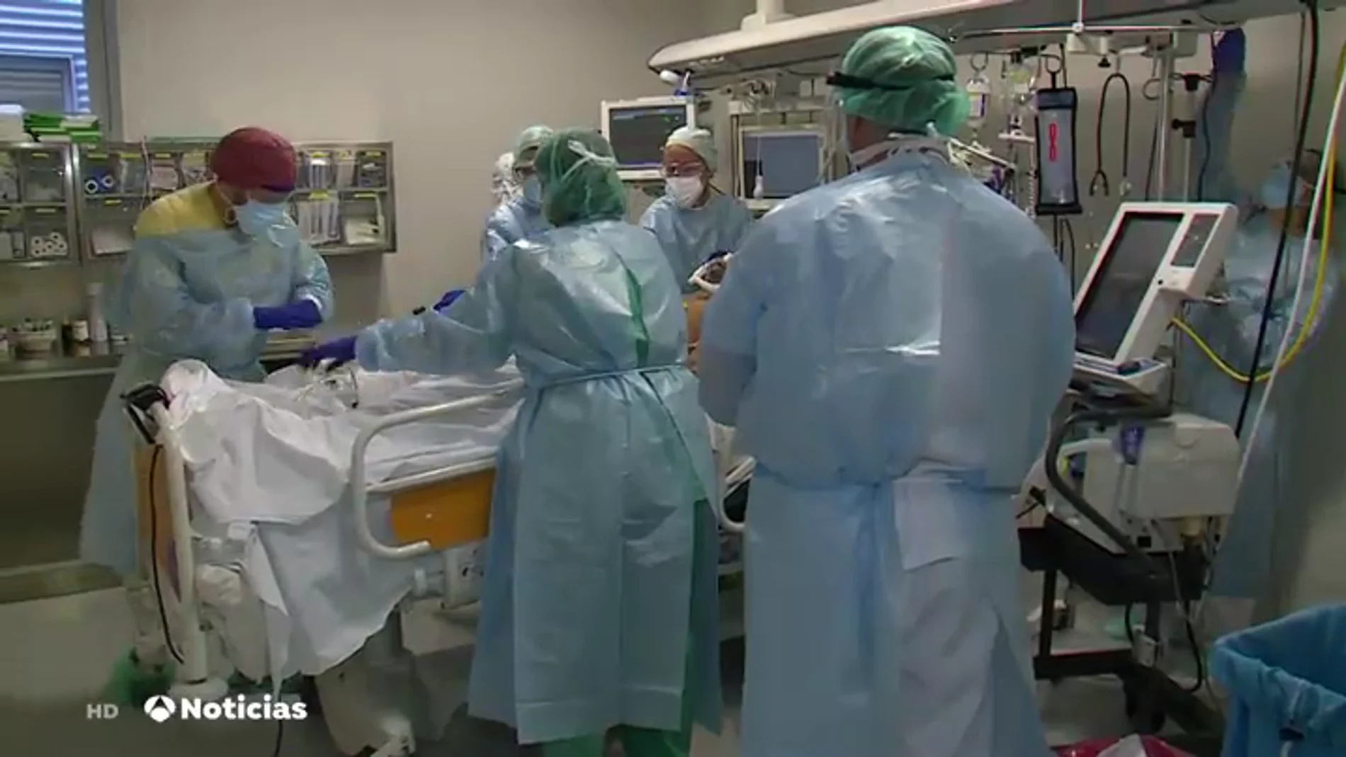 Detectado un brote con 25 casos positivos de coronavirus en un hospital privado de Santander Detectado un brote con 25 casos positivos de coronavirus en un hospital privado de Santander