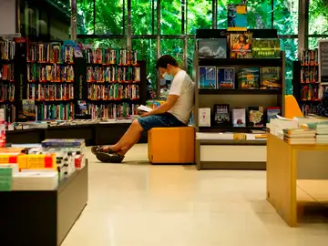 Día de las Librerías 2020: Las librerías facturan un 22,5% menos debido al coronavirus Día de las Librerías 2020: Las librerías facturan un 22,5% menos debido al coronavirus