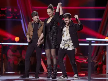 Pablo López y Sebastián Yatra se quedan con Miguelichi en la Batalla Final de 'La Voz': "Se ha enfrentado a este reto de una manera maravillosa" Pablo López y Sebastián Yatra se quedan con Miguelichi en la Batalla Final de 'La Voz': "Se ha enfrentado a este reto de una manera maravillosa"
