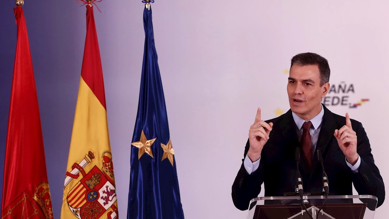 Pedro S&aacute;nchez durante su comparecencia en Navarra