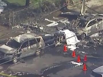 Muere un piloto tras estrellarse su avioneta en una calle de Los Ángeles 