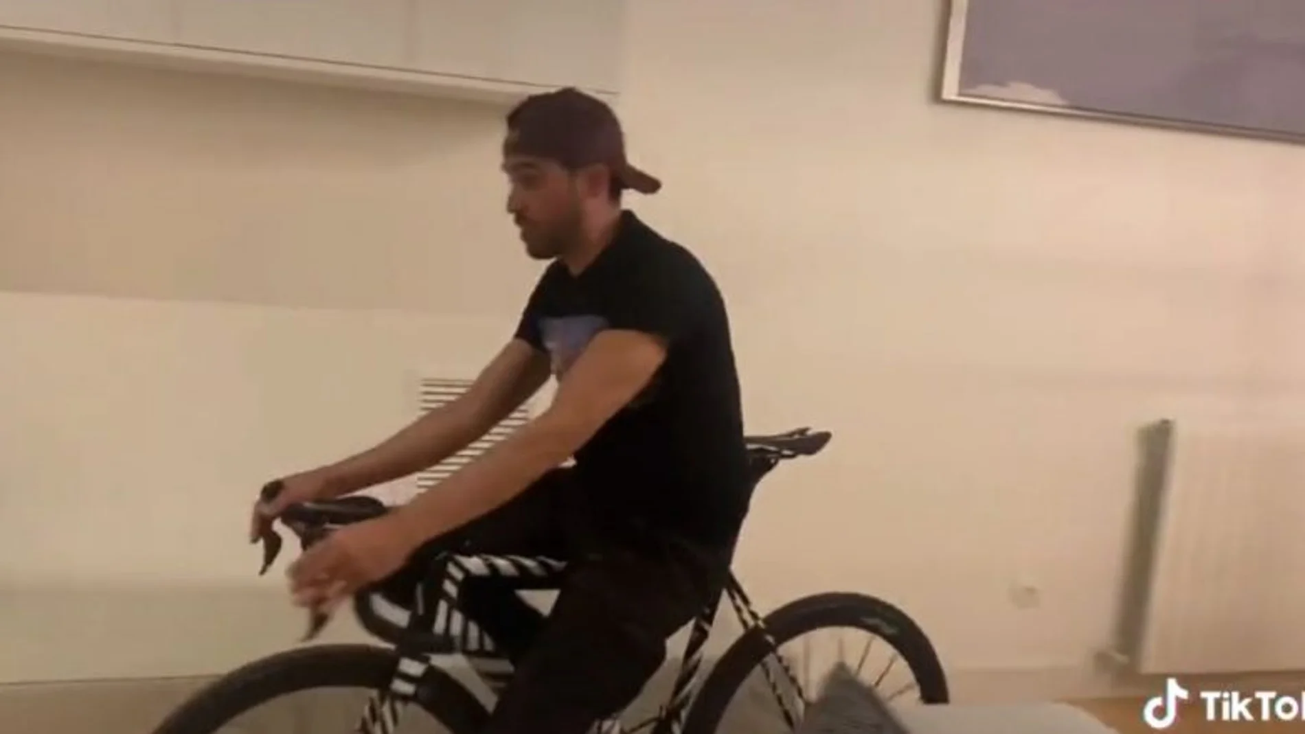 Alberto Contador, en un vídeo en Tik Tok Alberto Contador, en un vídeo en Tik Tok