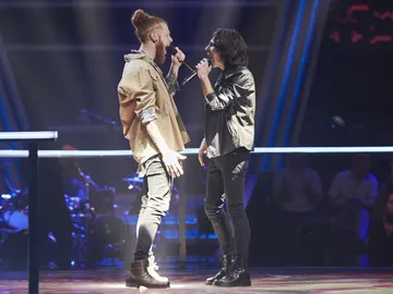 Sergio Chaves y Curricé cantan 'Lobos' en la Batalla Final de 'La Voz' Sergio Chaves y Curricé cantan 'Lobos' en la Batalla Final de 'La Voz'