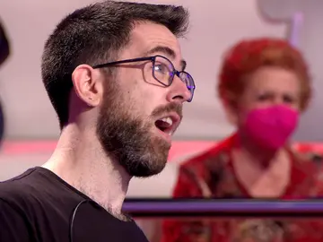 ¡Hasta el fondo! Arturo Valls ‘pica’ en la hilarante broma de Juanjo sobre su erótico equipo de investigación ¡Hasta el fondo! Arturo Valls ‘pica’ en la hilarante broma de Juanjo sobre su erótico equipo de investigación