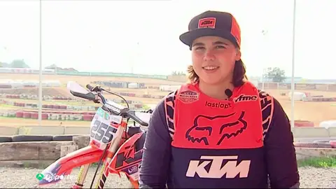 Daniela Guillén, el nuevo fenómeno del motocross español con tan solo 14 años Daniela Guillén, el nuevo fenómeno del motocross español con tan solo 14 años
