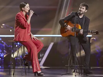 Pilar Bogado y Juan José Alba cantan ‘Perdóname’ en la Batalla Final de ‘La Voz’ Pilar Bogado y Juan José Alba cantan ‘Perdóname’ en la Batalla Final de ‘La Voz’