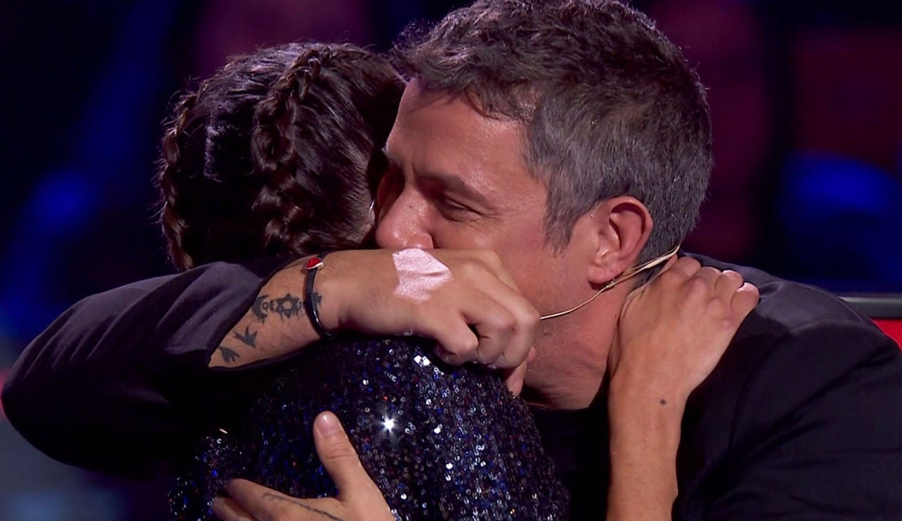 "Ahora entiendo por qué estás donde estás": Tini conmueve a Alejandro Sanz en su adiós en 'La Voz'