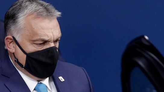 Polonia y Hungr&iacute;a vetan los presupuestos europeos para la covid
