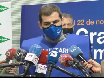 Iker Casillas apadrina el Banco de Alimentos: "Este año tenemos que ser más solidarios si cabe" Iker Casillas apadrina el Banco de Alimentos: "Este año tenemos que ser más solidarios si cabe"