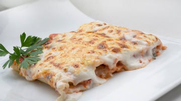 Receta de canelones de espinacas y piñones, de Karlos Arguiñano Receta de canelones de espinacas y piñones, de Karlos Arguiñano