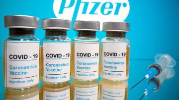 La FDA aprueba por completo la vacuna de Pfizer contra la COVID-19