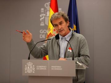 Rueda de prensa del director del Centro de Coordinación de Alertas y Emergencias Sanitarias, Fernando Simón