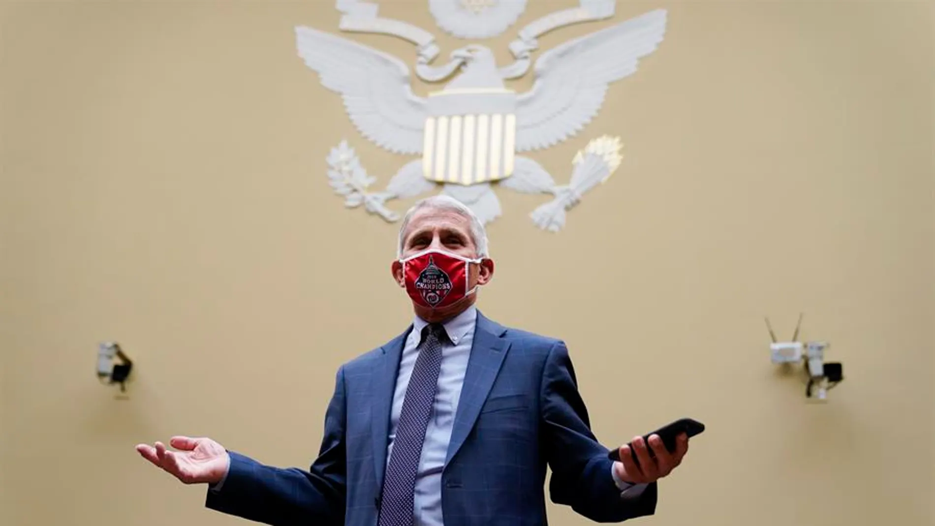 Anthony Fauci, el virólogo de la Casa Blanca, pide trabajar ya con Joe Biden para frenar el coronavirus Anthony Fauci, el virólogo de la Casa Blanca, pide trabajar ya con Joe Biden para frenar el coronavirus