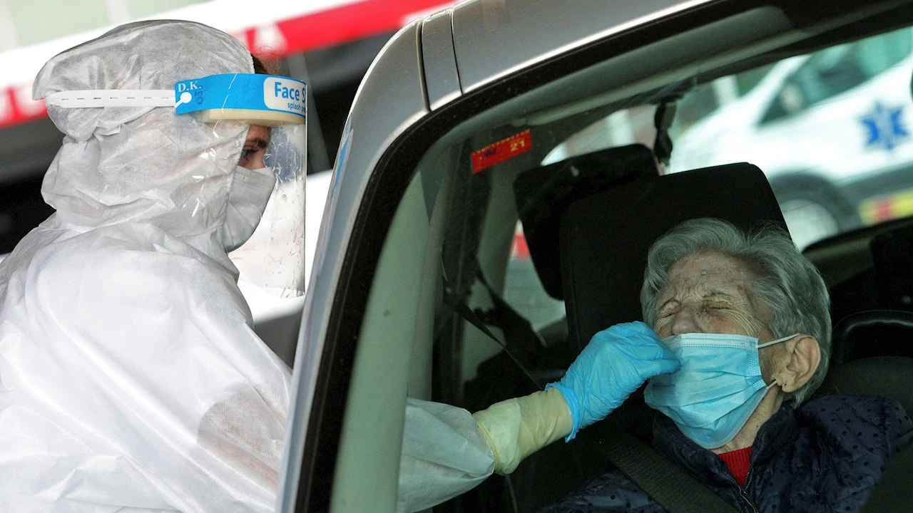 Confinamiento Andalucía, Madrid, Aragón y Navarra: nuevas medidas y última hora del coronavirus en España hoy Confinamiento Andalucía, Madrid, Aragón y Navarra: nuevas medidas y última hora del coronavirus en España hoy