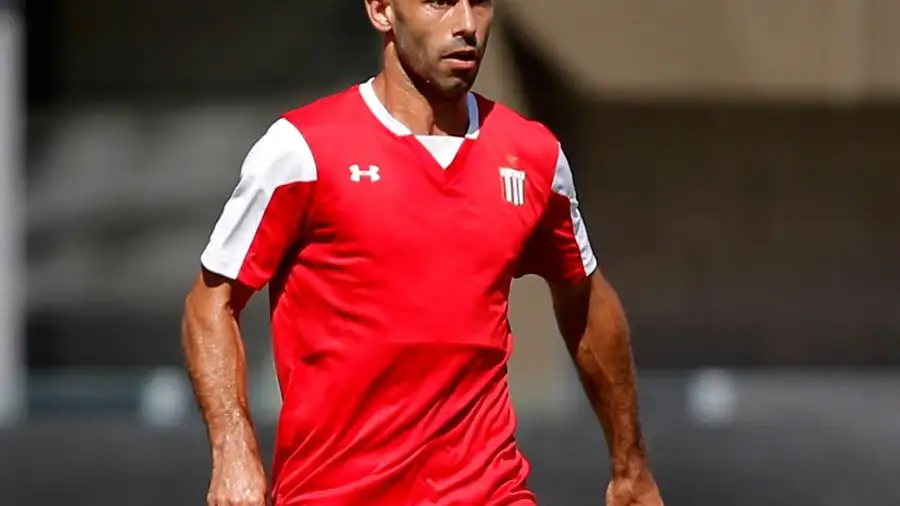 Mascherano anuncia su retirada: "Es el momento de dar un paso al costado" Mascherano anuncia su retirada: "Es el momento de dar un paso al costado"