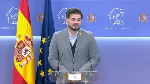 Gabriel Rufián defiende que Bildu no es ETA y da por hecho el pacto con el Gobierno: " eso en mi pueblo se llama estar a punto" Gabriel Rufián defiende que Bildu no es ETA y da por hecho el pacto con el Gobierno: " eso en mi pueblo se llama estar a punto"