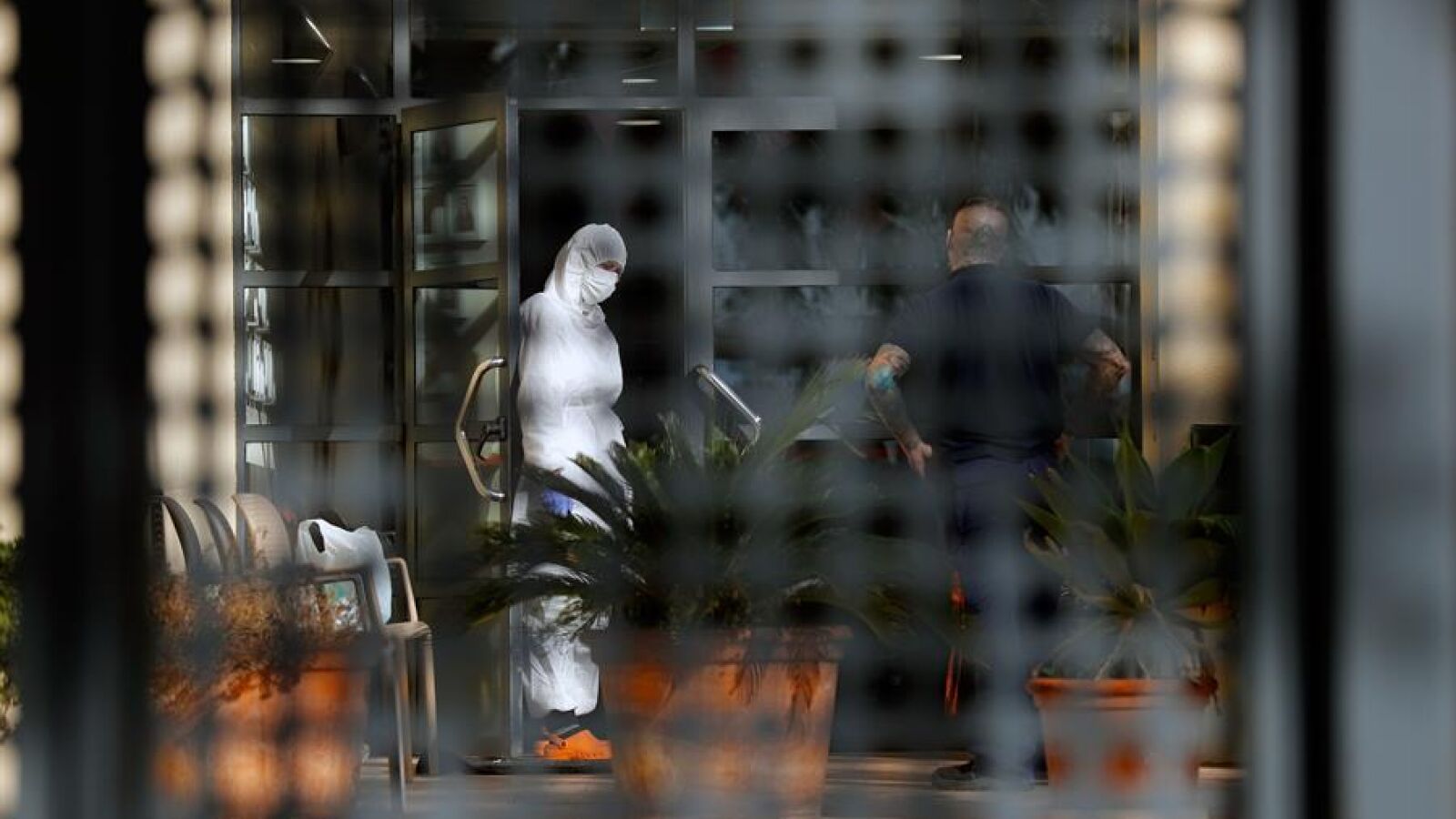 Ascienden a 73 los casos detectados en un brote de coronavirus en una residencia en la Pobla de Vallbona (Valencia)