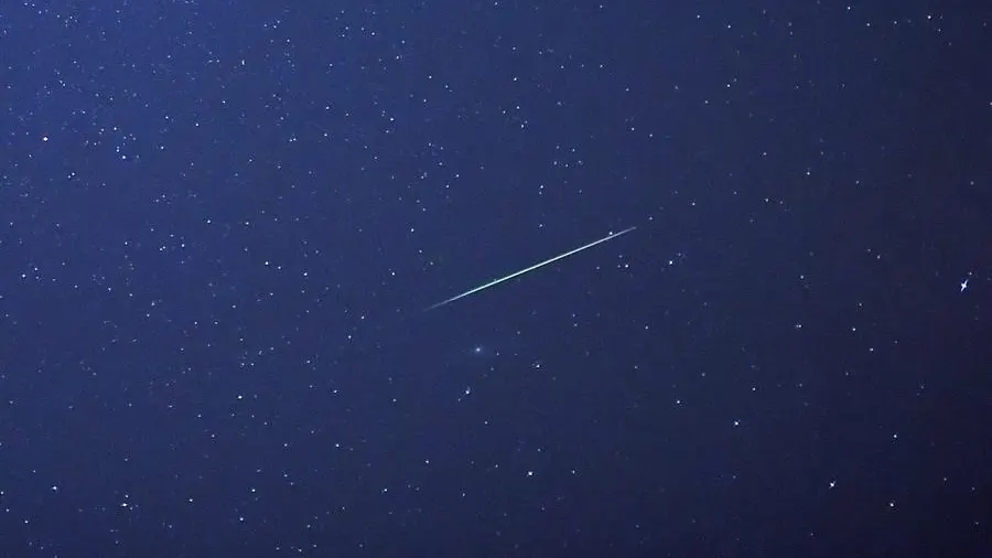Detectan una bola de fuego sobrevolando suroeste peninsular a 227.000 km/hora Bola de fuego
