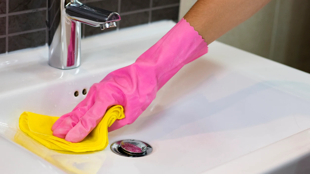Limpieza de baño Limpieza de baño