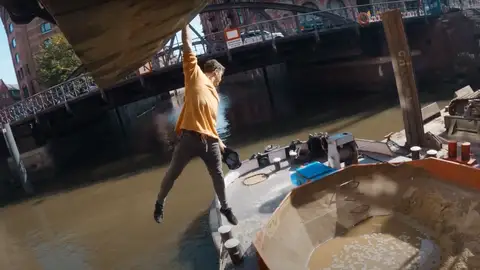 Las locuras de Jason Paul haciendo parkour en Hamburgo para recuperar su teléfono móvil Las locuras de Jason Paul haciendo parkour en Hamburgo para recuperar su teléfono móvil