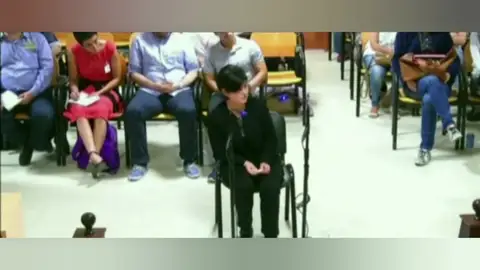 Así fue la declaración de Rosario Porto en el juicio sobre el asesinato de Asunta, su hija adoptiva Así fue la declaración de Rosario Porto en el juicio sobre el asesinato de Asunta, su hija adoptiva