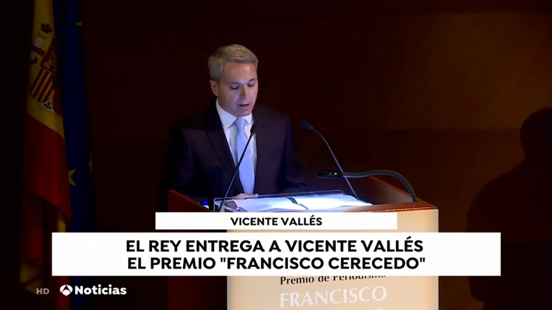 Vicente Vallés recibe el Premio Francisco Cerecedo