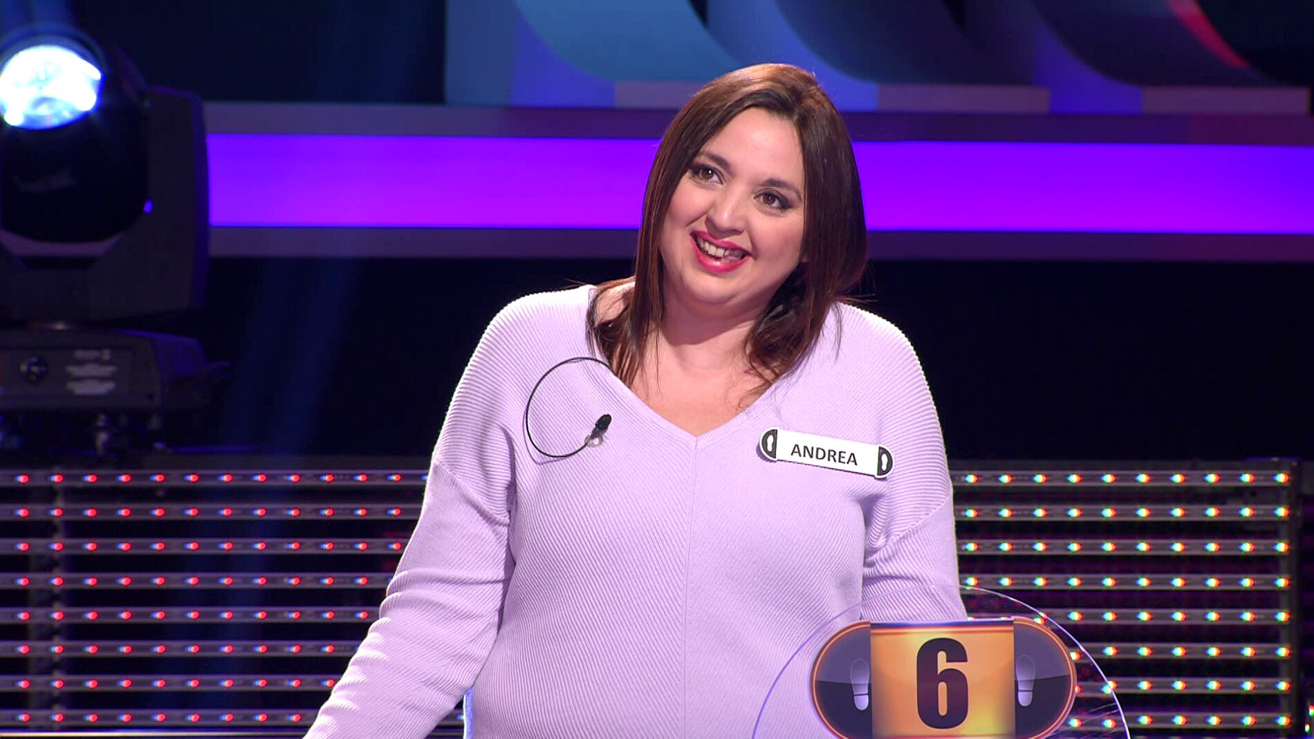 Arturo Valls descubre el divertido nombre que da a ‘¡Ahora caigo!’ una de sus fans más pequeñas