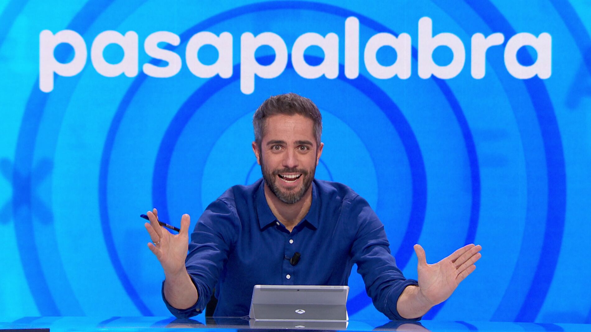 &ldquo;&iexcl;No tengo favoritos!&rdquo;: Roberto Leal, &lsquo;obligado&rsquo; a aclararse ante Topacio Fresh en &lsquo;La Pista&rsquo;