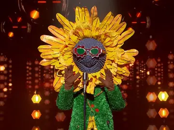El Girasol llena de luz su camino con ‘My way’ de Frank Sinatra en ‘Mask Singer’ El Girasol llena de luz su camino con ‘My way’ de Frank Sinatra en ‘Mask Singer’