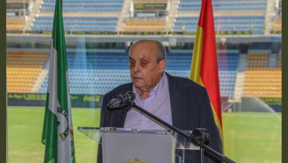 Muere Theo Vargas, la voz del Cádiz CF durante más de 3.100 partidos