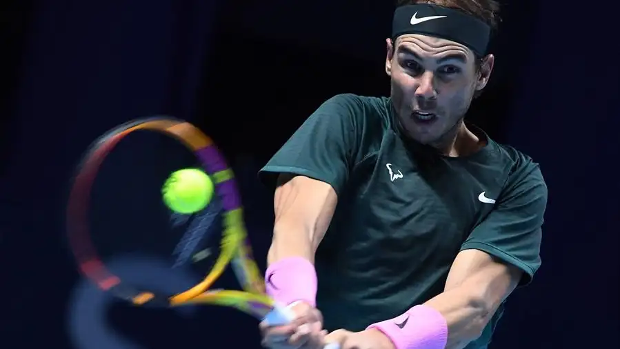 Rafael Nadal pasa a semifinales tras vencer al serbio en dos sets Rafael Nadal pasa a semifinales tras vencer al serbio en dos sets