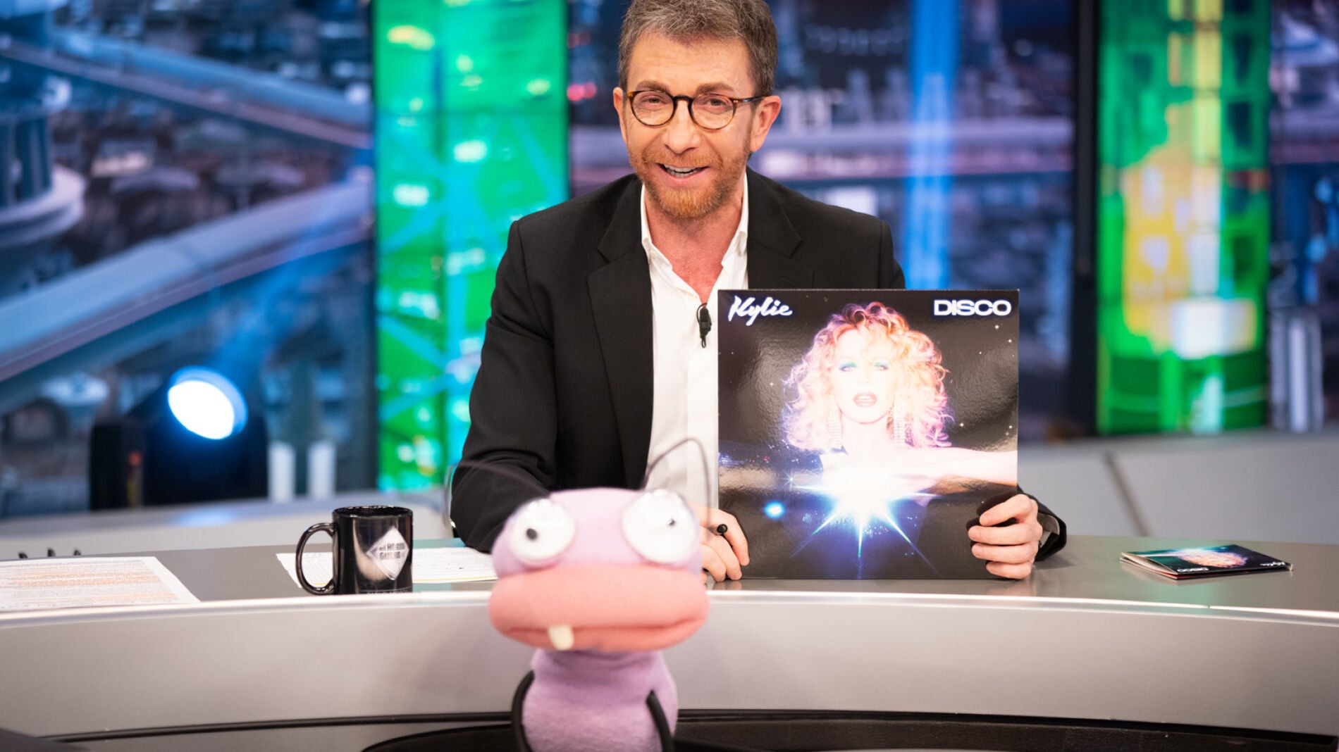 Kylie Minogue y la teor&iacute;a de la conspiraci&oacute;n sobre Rick Astley: su reacci&oacute;n en 'El Hormiguero 3.0'