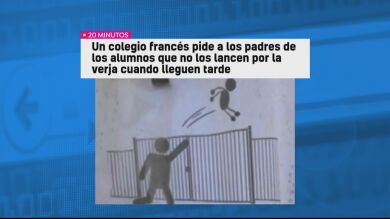 Un colegio pide a los padres que no arrojen a sus hijos por encima del muro cuando llegan tarde