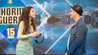 Amaia Romero demuestra en 'El Hormiguero 3.0' su capacidad para imitar a Iker Jiménez