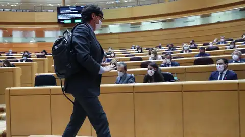 El ministro de Sanidad, Salvador Illa, durante la sesión de control en el Pleno del Senado El ministro de Sanidad, Salvador Illa, durante la sesión de control en el Pleno del Senado