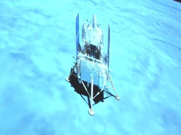 La sonda china Chang´e-5 aterriza con éxito en la Luna.