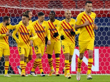 El Barcelona golea al Ferencváros 