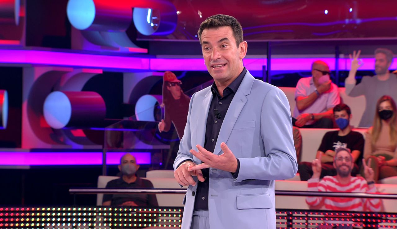 La genial broma de Arturo Valls con el nombre de una concursante: “Me suena a colección de cremas” La genial broma de Arturo Valls con el nombre de una concursante: “Me suena a colección de cremas”